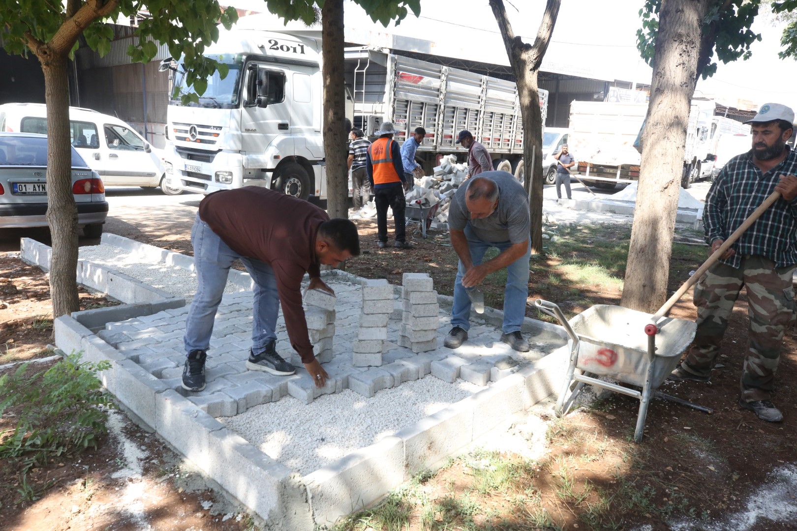 Evren Sanayi Sitesi’nde Park Çalışmaları Başladı