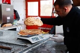 HARRAN’DA RAMAZAN AYI ÖNCESİ KASAP VE FIRINLAR DENETLENDİ