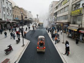 DİVANYOLU YAYALAŞTIRMA PROJESİNDE ASFALT SERİMİ BAŞLADI